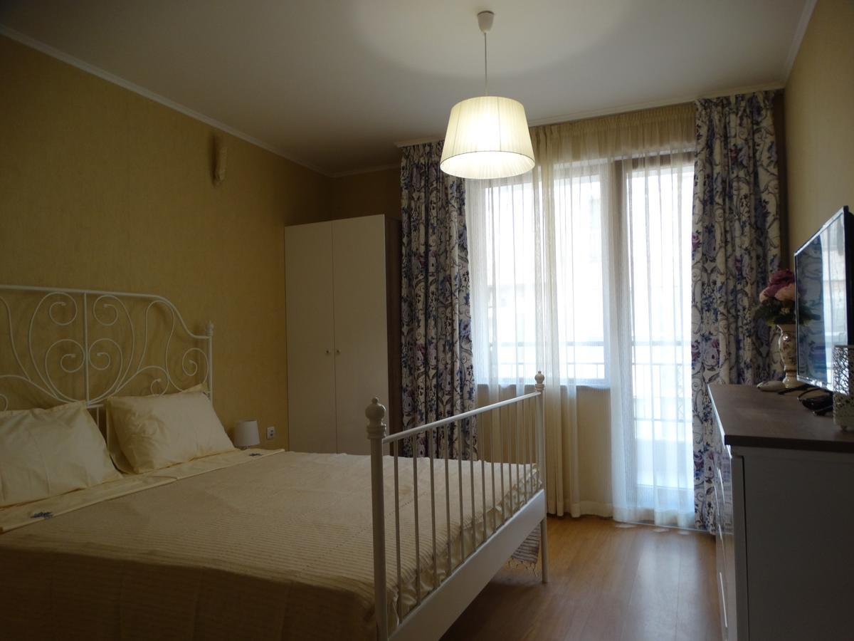 Lora Boutique Apartment Pomorie Exterior foto