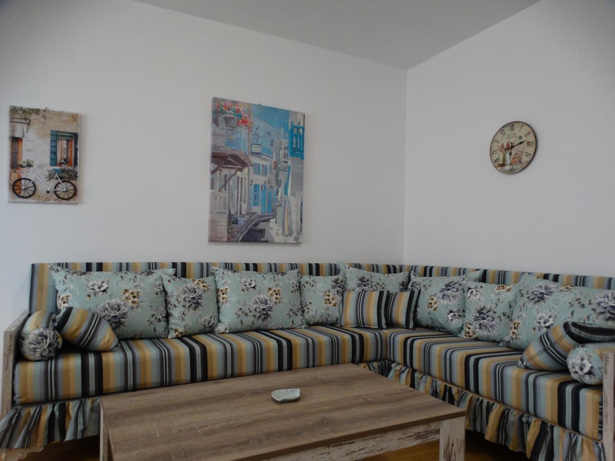 Lora Boutique Apartment Pomorie Exterior foto